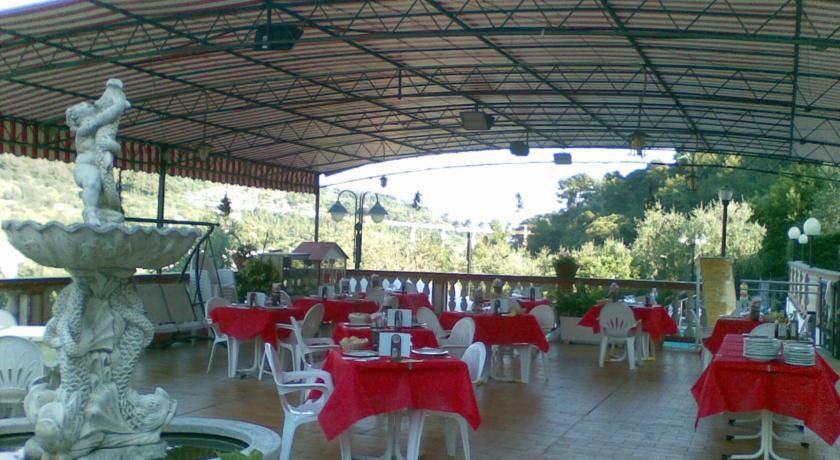 سان بارتولومِيو آل ما Albergo Ristorante San Matteo المظهر الخارجي الصورة